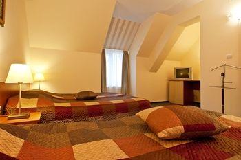 Hotel Cheap Sofia Exterior photo